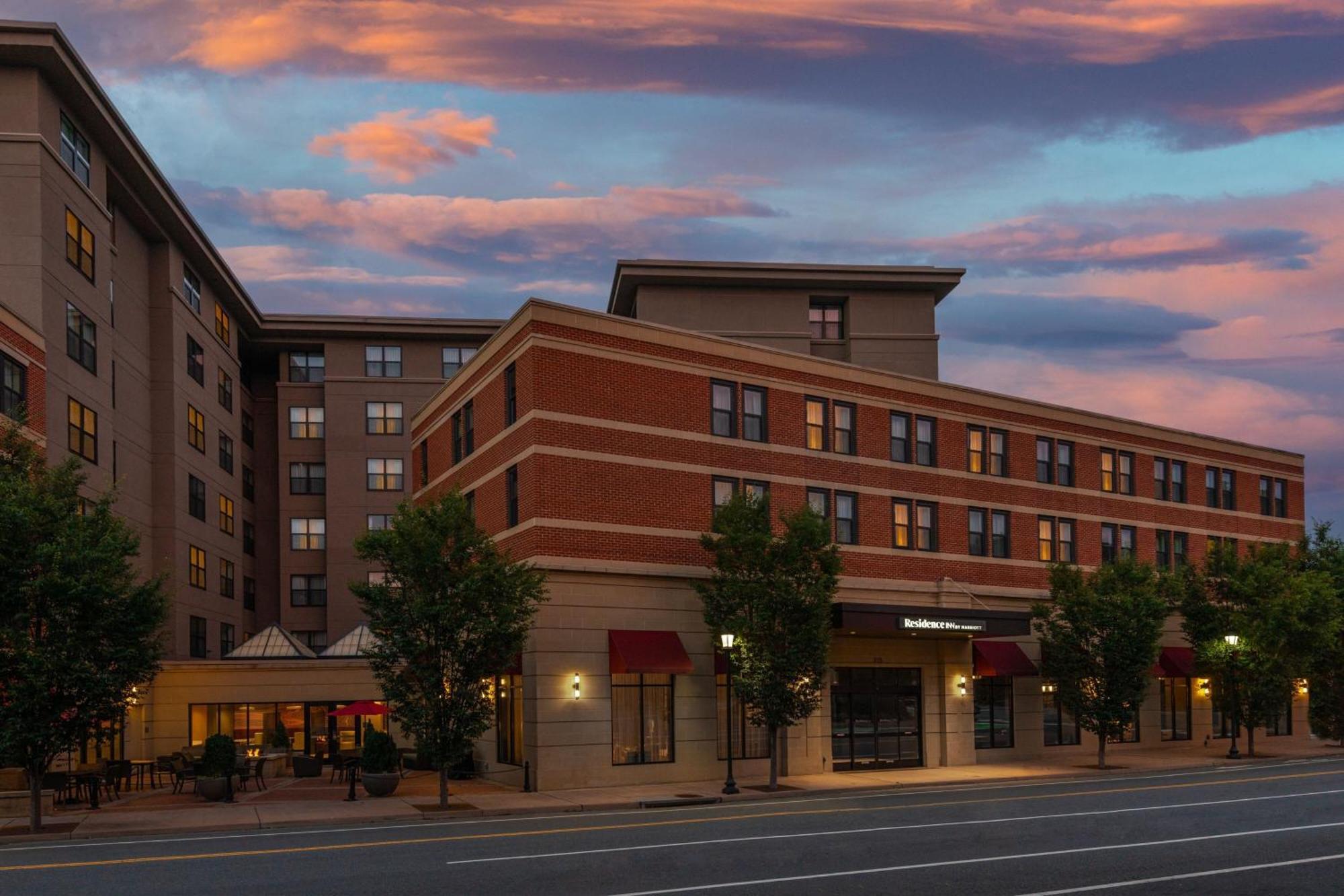 Residence Inn By Marriott Charlottesville Downtown Exterior photo