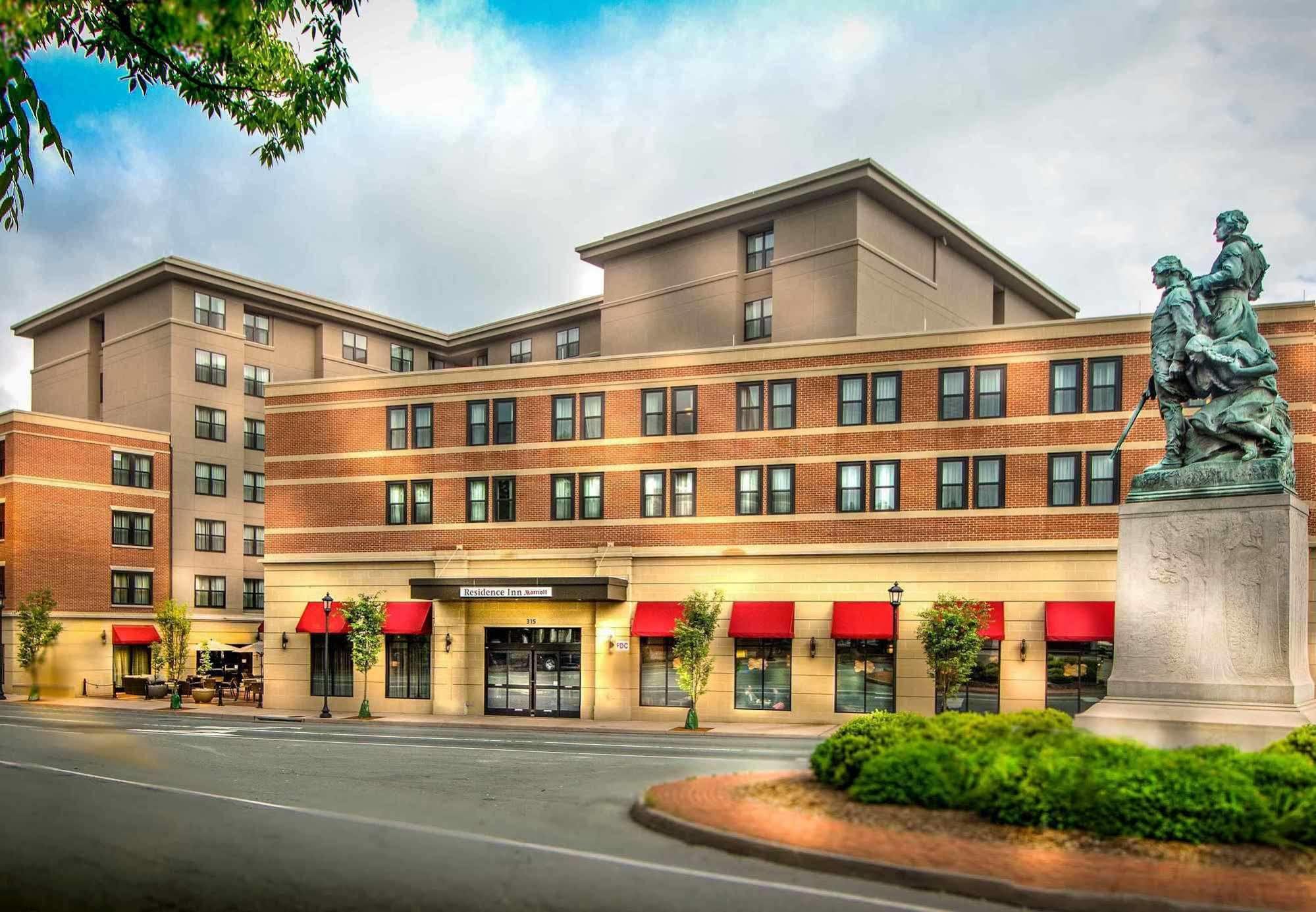 Residence Inn By Marriott Charlottesville Downtown Exterior photo